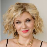 Анна Ардова
