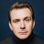 Антон Васильев